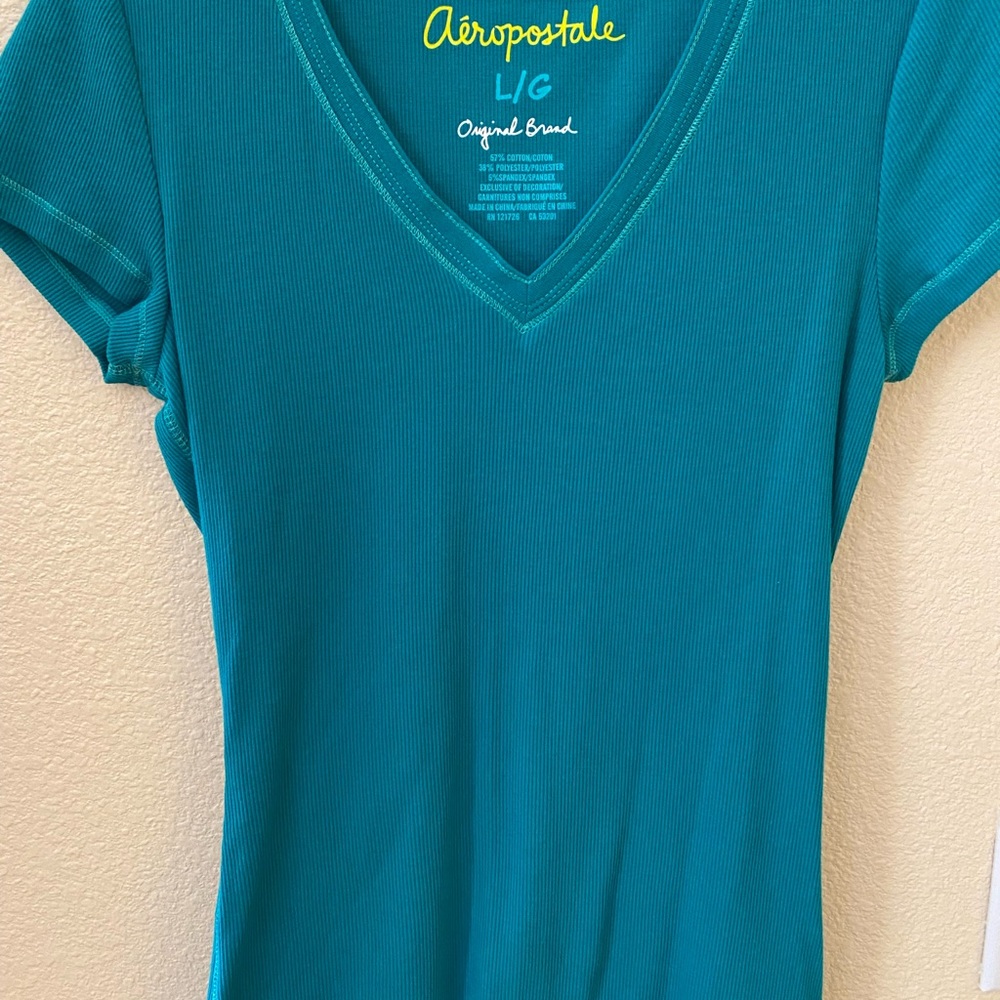 Teal Aeropostale V-neck top